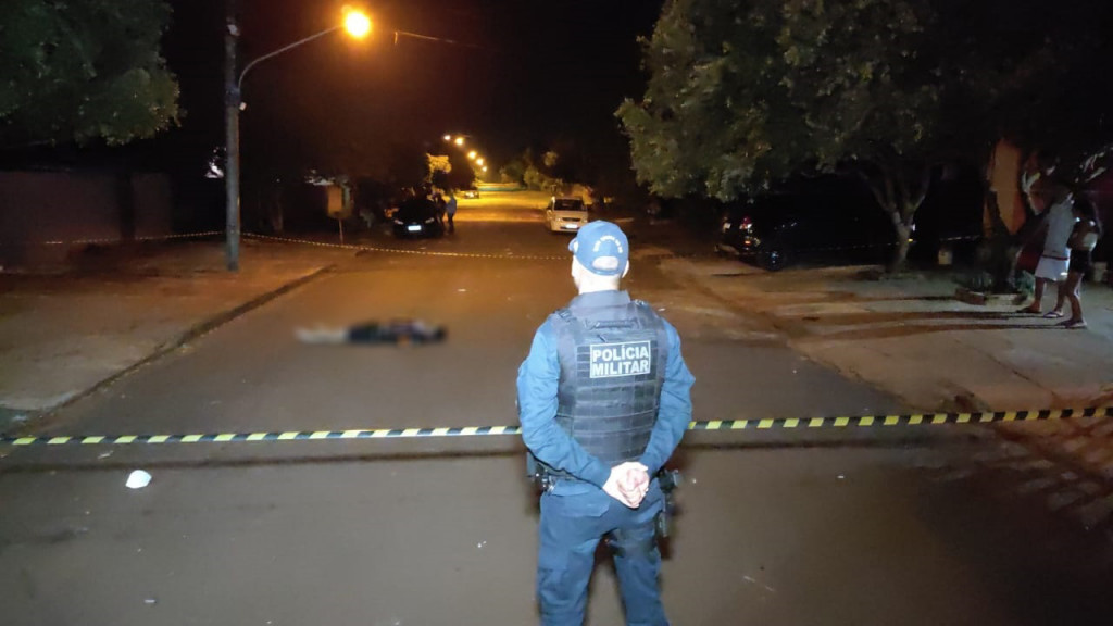 Homem é morto a facadas por reclamar de som alto com vizinho