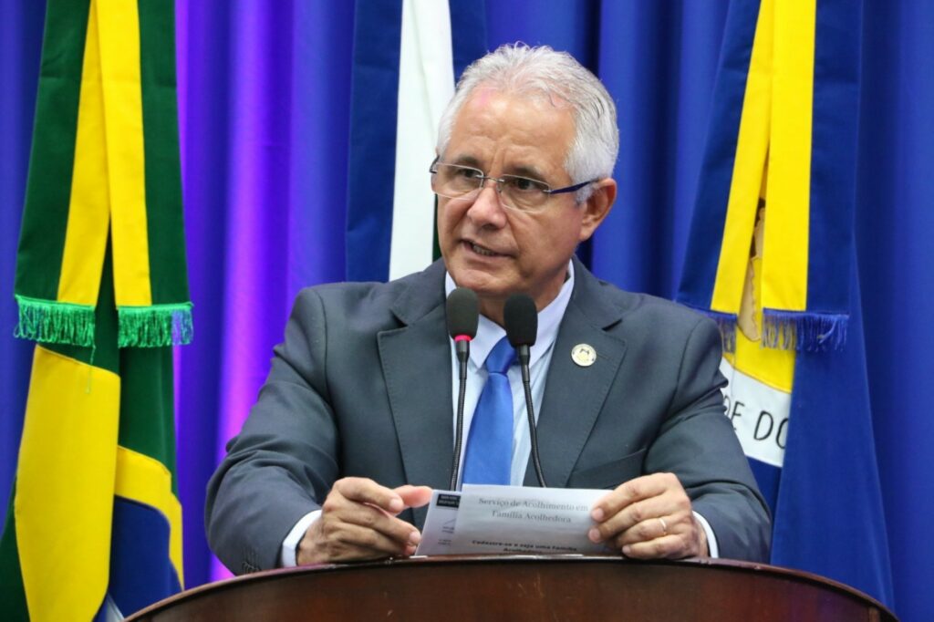 Câmara de Dourados debate obrigatória presença de fisioterapeuta nas maternidades no País Câmara de Dourados debate obrigatória presença de fisioterapeuta nas maternidades no País