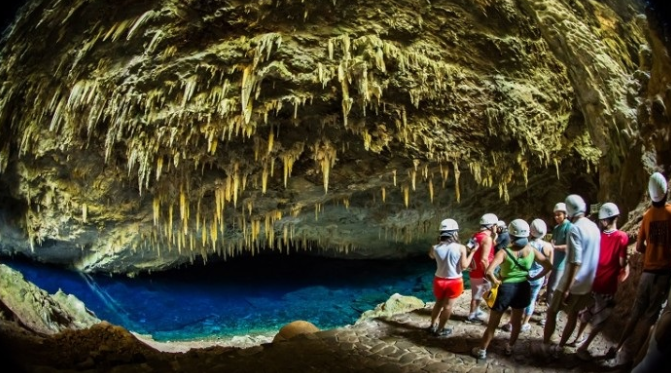 Nos 10 meses deste ano, mais de 226 mil turistas já visitaram Bonito Nos 10 meses deste ano, mais de 226 mil turistas já visitaram Bonito