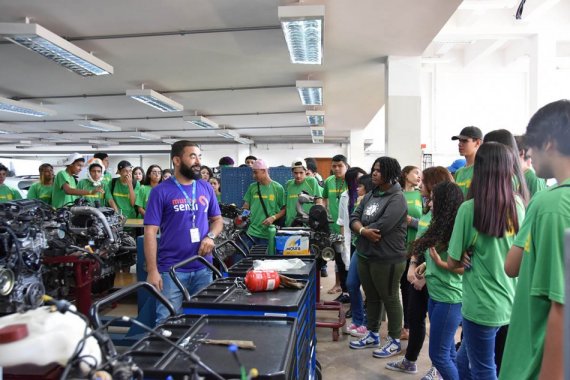 Mundo Senai: Alunos experimentam realidade virtual, conhecem laboratórios e participam de sorteios Mundo Senai: Alunos experimentam realidade virtual, conhecem laboratórios e participam de sorteios