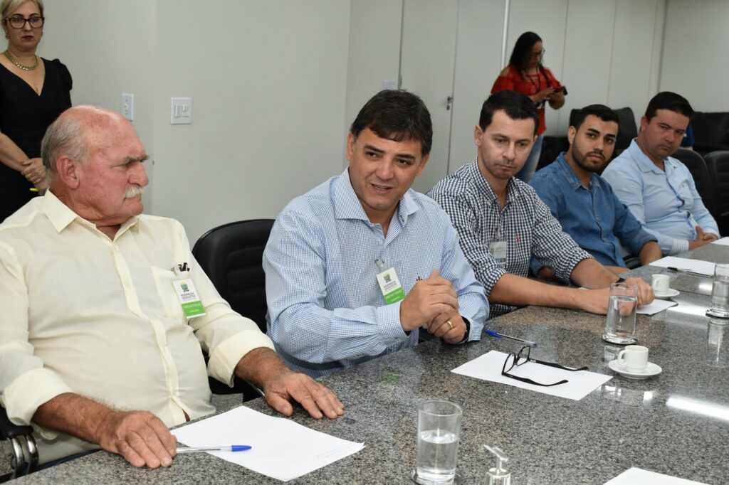 Municípios entregam carta de intenção à ALEMS para criação de consórcio em Saúde Municípios entregam carta de intenção à ALEMS para criação de consórcio em Saúde