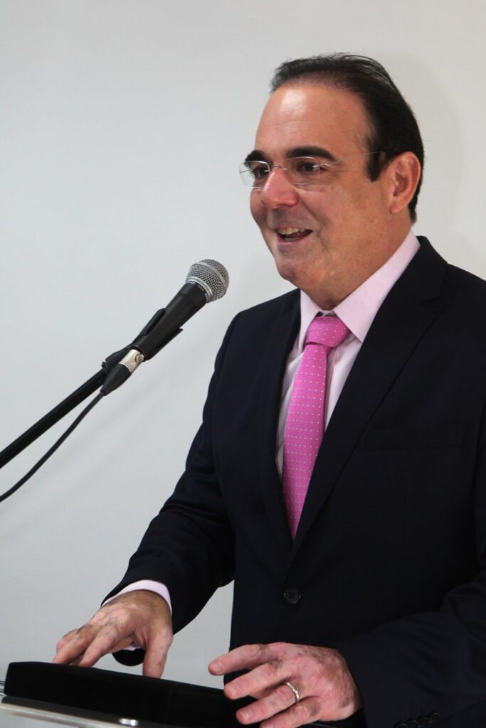 Roberto Orro, Cabo Almi, Ary Rigo e Onevan de Matos são homenageados pela ALEMS Roberto Orro, Cabo Almi, Ary Rigo e Onevan de Matos são homenageados pela ALEMS