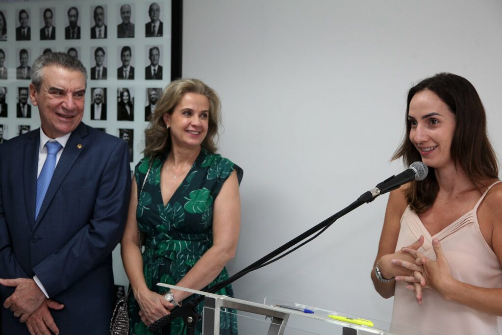 Roberto Orro, Cabo Almi, Ary Rigo e Onevan de Matos são homenageados pela ALEMS Roberto Orro, Cabo Almi, Ary Rigo e Onevan de Matos são homenageados pela ALEMS