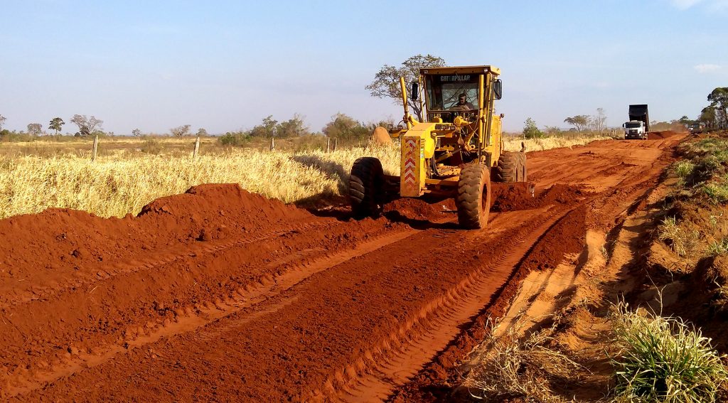Em Coronel Sapucaia, 104 quilômetros de novas rodovias ligam regiões produtoras Em Coronel Sapucaia, 104 quilômetros de novas rodovias ligam regiões produtoras