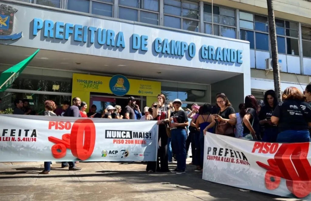ACP aponta que maioria das escolas e Emeis fecharam com greve em Campo Grande ACP aponta que maioria das escolas e Emeis fecharam com greve em Campo Grande