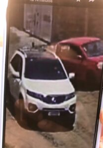 Homem morre e dois são feridos em crime ocorrido na Avenida dos Cafezais