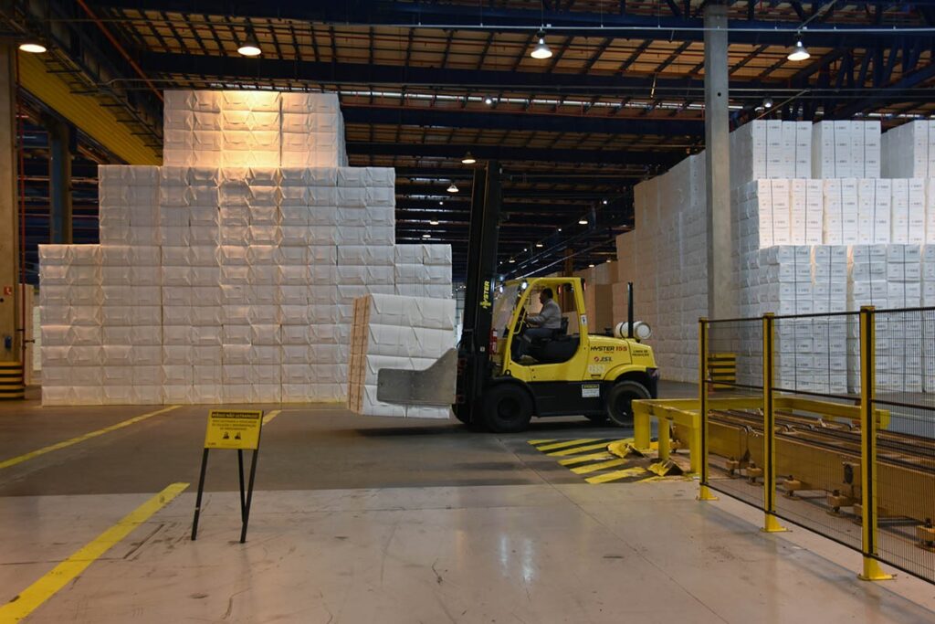 Indústria de MS alcança melhor resultado ao mês marcando quase 70% da receita da exportação do Estado Indústria de MS alcança melhor resultado ao mês marcando quase 70% da receita da exportação do Estado