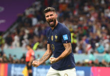 Com direito a golaço, França supera a Inglaterra e faz a semifinal com Marrocos