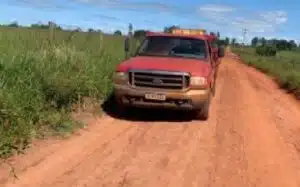 Dois são presos com carga de 7,5 toneladas de maconha em estrada vicinal de MS