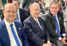 Ex-presidente José Sarney é internado com quadro de pneumonia