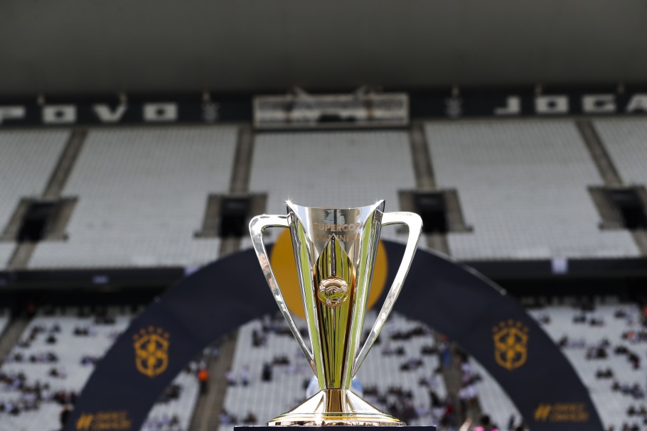 Supercopa em 5 de fevereiro abre temporada 2023 do futebol