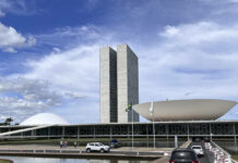 Congresso retoma trabalhos nesta segunda com calendário reduzido por causa das eleições