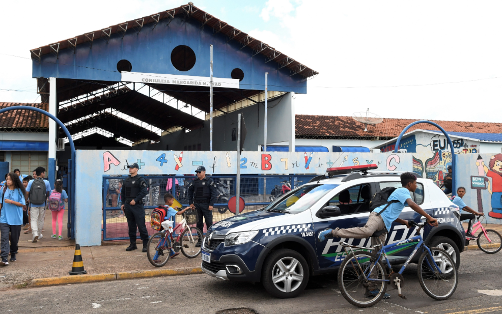 Estado vai continuar ações para garantir segurança nas escolas públicas Estado vai continuar ações para garantir segurança nas escolas públicas