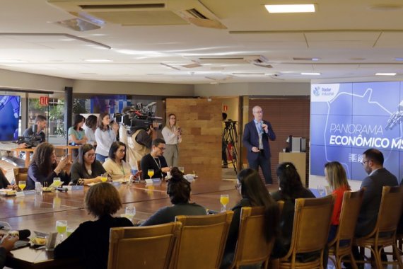 Longen destaca papel da indústria e detalha investimentos da Fiems em café da manhã com a imprensa