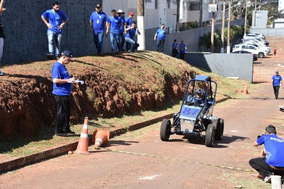 Senai de Três Lagoas vence 1ª Fórmula S com buggys elétricos fabricados por alunos Senai de Três Lagoas vence 1ª Fórmula S com buggys elétricos fabricados por alunos