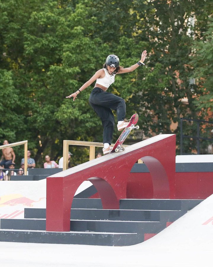 Skate street: Rayssa, Pâmela e Gabi avançam à semi do Pro Tour de Roma Skate street: Rayssa, Pâmela e Gabi avançam à semi do Pro Tour de Roma