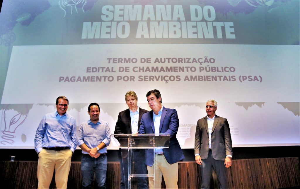 MS verde e próspero: Riedel lança projeto para recuperar 1,3 mil hec da cabeceira do Rio Taquari MS verde e próspero: Riedel lança projeto para recuperar 1,3 mil hec da cabeceira do Rio Taquari