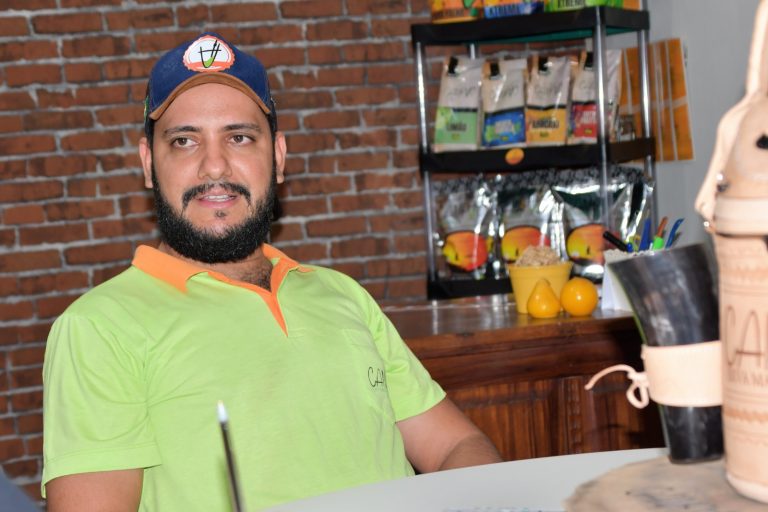Com fomento da prefeitura empresa vai vender erva de Tereré para a Bolívia
