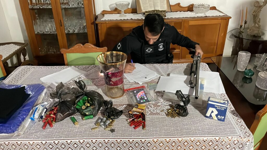 Apreensão em MS leva PF a investigar e ir 'as ruas' hoje a combater contrabando de agrotóxicos em três Estados Apreensão em MS leva PF a investigar e ir 'as ruas' hoje a combater contrabando de agrotóxicos em três Estados