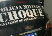 Homem é preso horas após atirar em funcionária de supermercado por causa de troca de cerveja