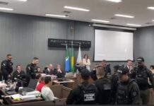 Júri do assassinato de estudante entra no segundo dia de depoimentos de testemunhas