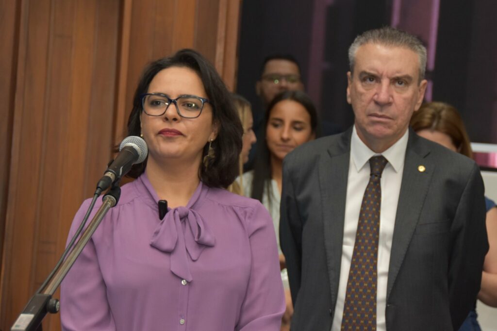 Deputados da ALEMS debatem utilização e preservação dos recursos ambientais Deputados da ALEMS debatem utilização e preservação dos recursos ambientais