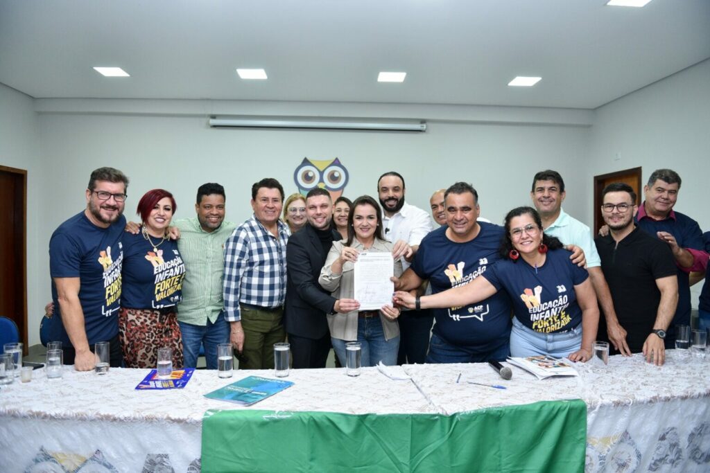 Prefeita anuncia eleição para diretoria das escolas de educação infantil de CG Prefeita anuncia eleição para diretoria das escolas de educação infantil de CG