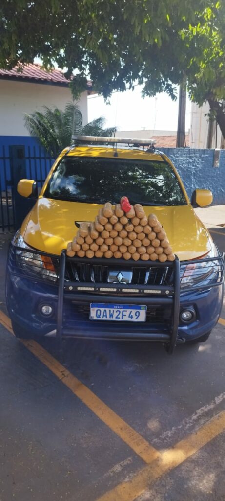 PM prende jovem transportando drogas em veículo passando pela MS 395 em Santa Rita do Pardo