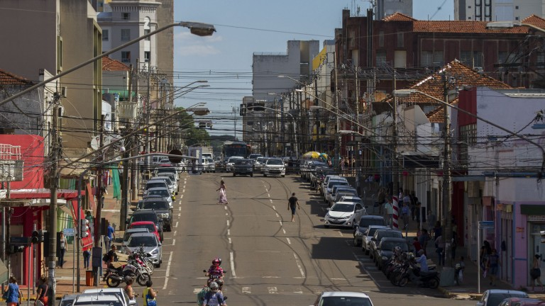 Arborização muda paisagem na área central e coloca Capital em destaque nacional Arborização muda paisagem na área central e coloca Capital em destaque nacional