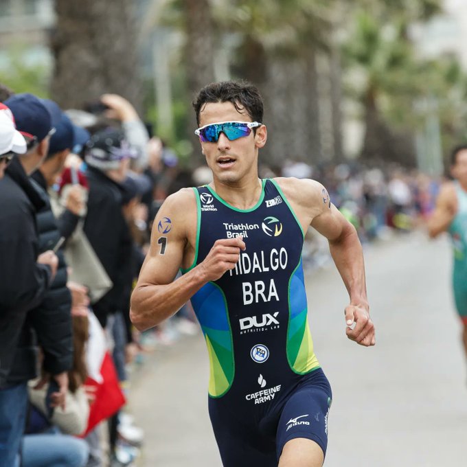 Brasil conquista dobradinha na Copa do Mundo de triatlo