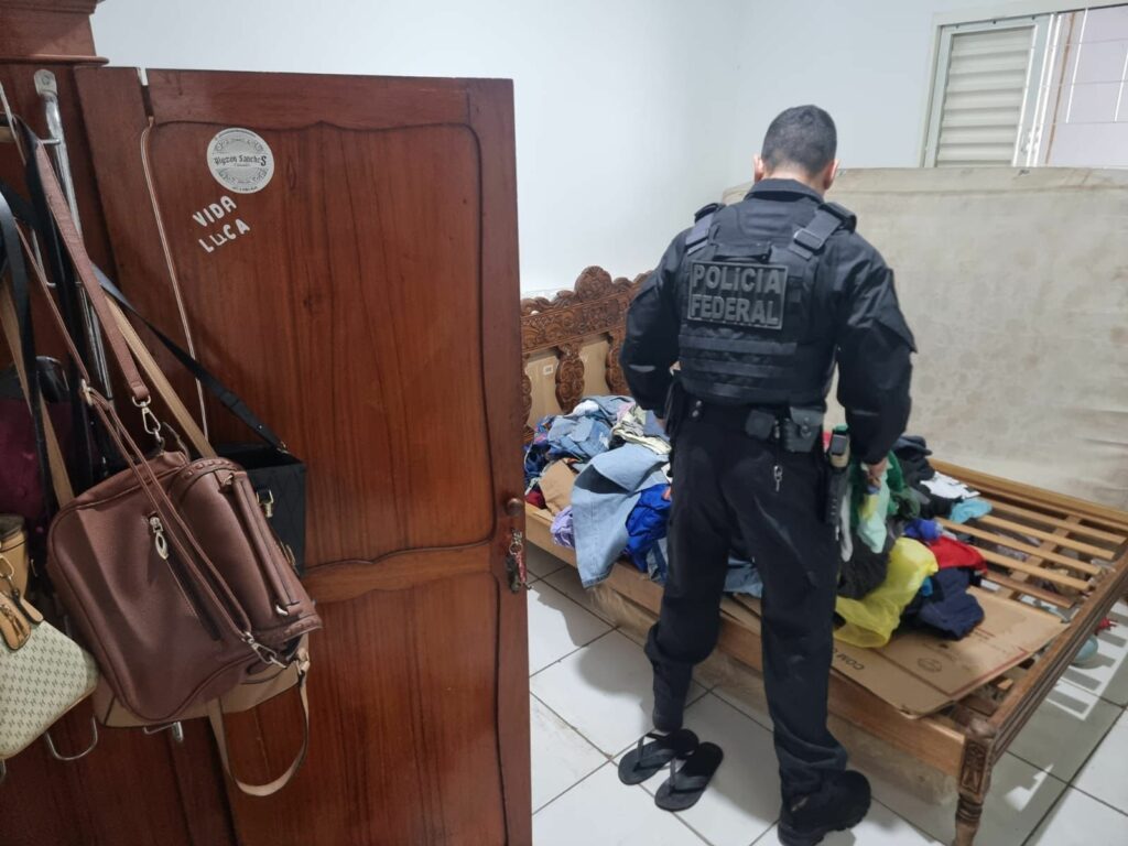 PF prende um em ação contra o tráfico internacional de drogas em Corumbá PF prende um em ação contra o tráfico internacional de drogas em Corumbá