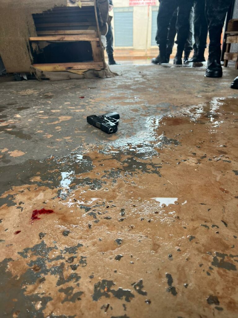 Após sequestrar jovens na Capital, bandido acaba morto em confronto com o Choque