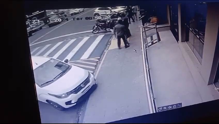 Vídeo: Do zap a rua vereador agride diretor de trânsito em Município de MS