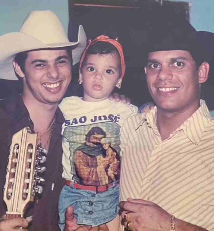 Na Câmara, amigos e familiares se despedem do sertanejo João Carreiro Na Câmara, amigos e familiares se despedem do sertanejo João Carreiro