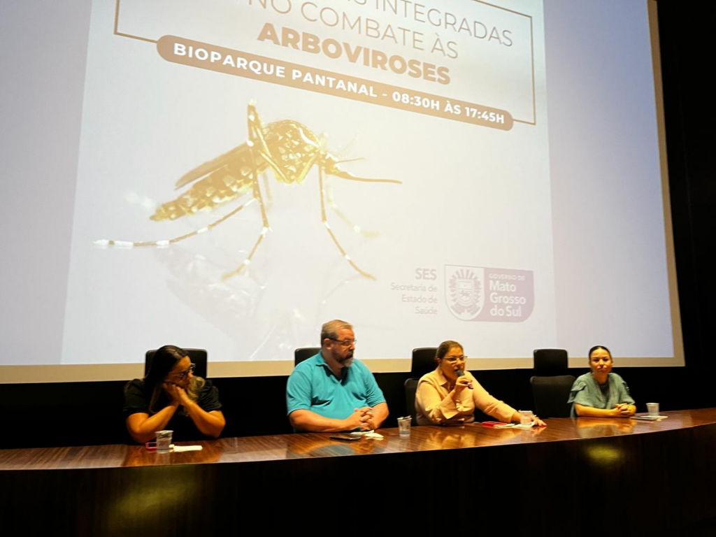 Autoridades em saúde pública discutem avanços no trabalho contra dengue e demais arboviroses