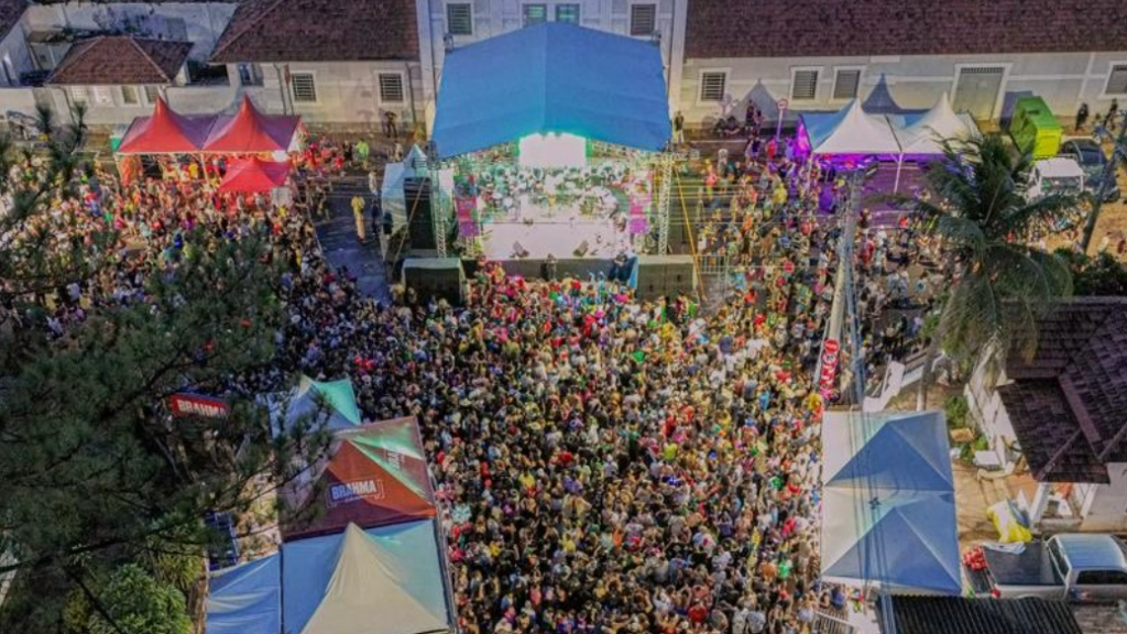 Carnaval atrair cerca de 70 mil foliões nas ruas da Esplanada em cinco noites de festa