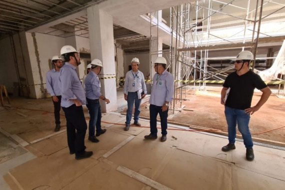 Presidente da Fiems vistoria obras do Sesi em Dourados Presidente da Fiems vistoria obras do Sesi em Dourados