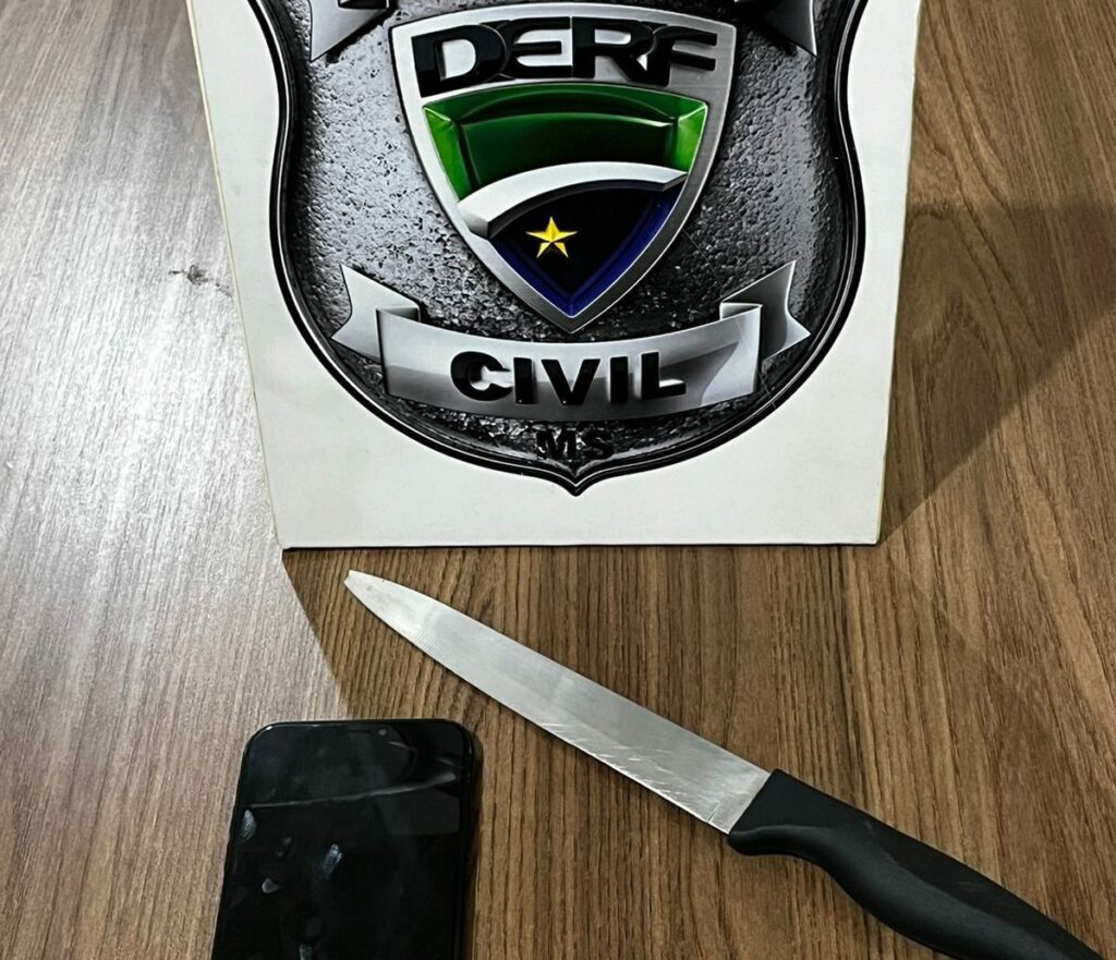 Vídeo: dupla usava faca para roubar motoristas de aplicativo em falsas corridas na Capital Vídeo: dupla usava faca para roubar motoristas de aplicativo em falsas corridas na Capital
