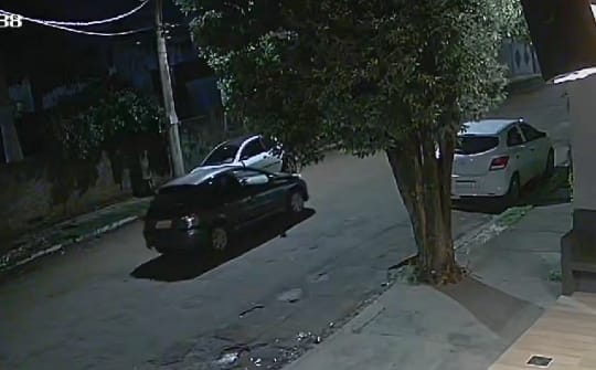 Após troca de informações, PM de GO prende dois por arrastão na Capital