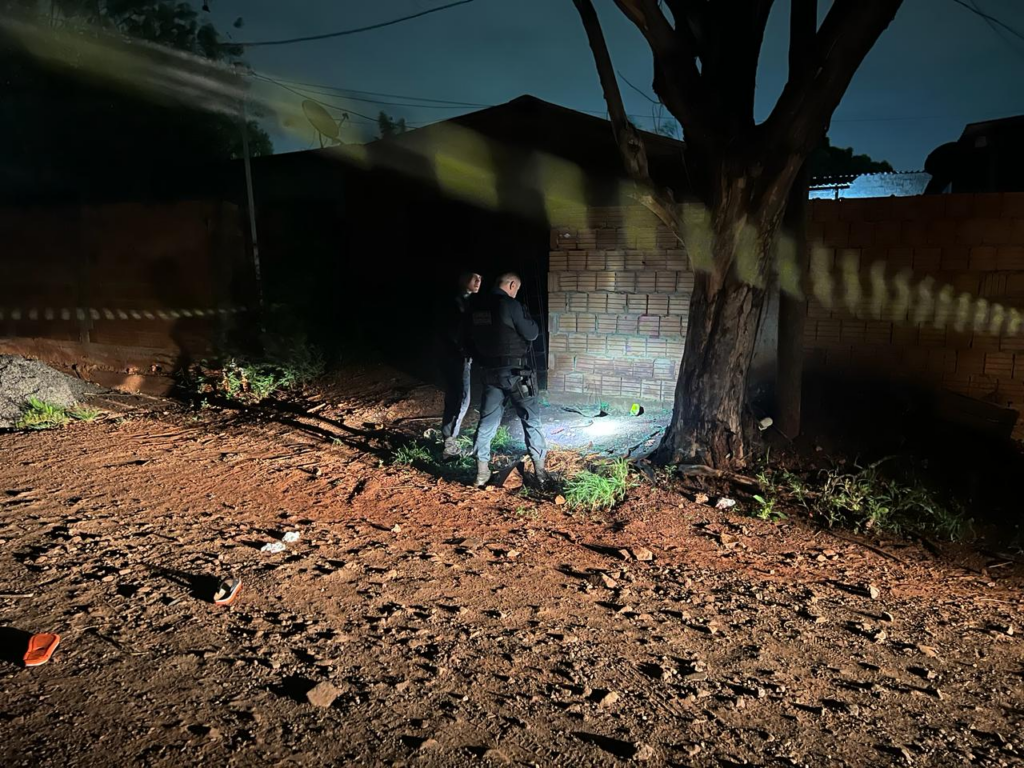 Homem morre após atirar em policiais durante abordagem na Moreninha III