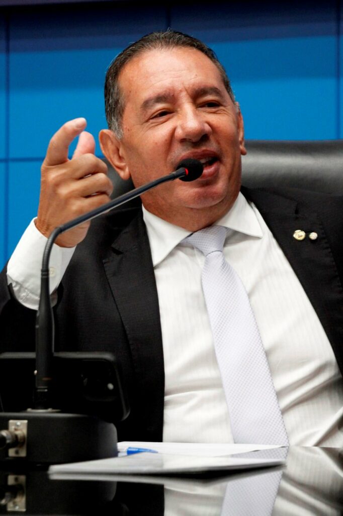Deputados debatem questão indígena e compra de terras em Mato Grosso do Sul