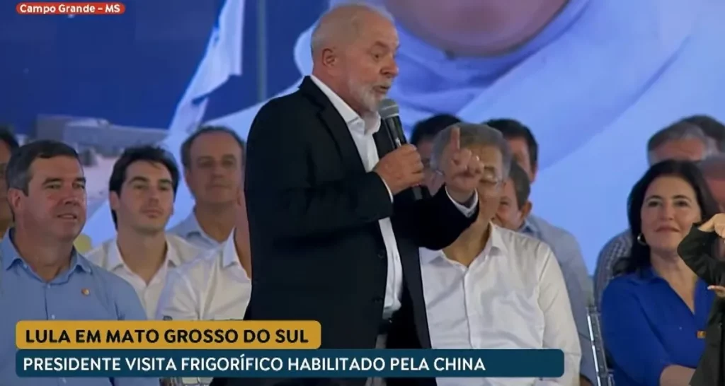 Lula dá início a 1ª exportação de carne de MS-Brasil para China com MS tendo 6 frigoríficos ao comércio internacional Lula dá início a 1ª exportação de carne de MS-Brasil para China com MS tendo 6 frigoríficos ao comércio internacional