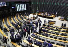 Câmara decide manter prisão preventiva do deputado Chiquinho Brazão