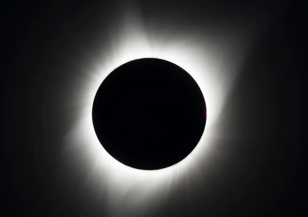 O Eclipse de 8 de abril será visto no Brasil? Saiba tudo sobre o fenômeno