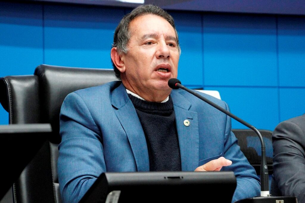 Audiência na ALEMS debateu projeto sobre motoristas de APP devendo ser alterado Audiência na ALEMS debateu projeto sobre motoristas de APP devendo ser alterado