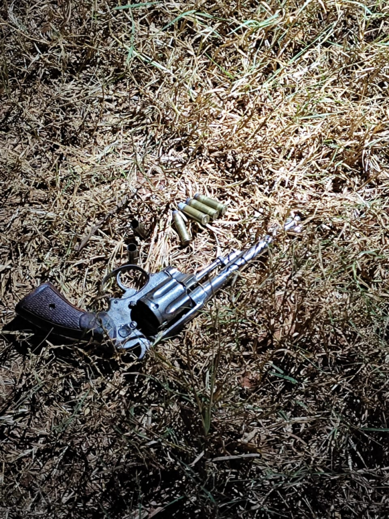 Após ataque contra muralha de presídio, suspeito morre em confronto com Choque