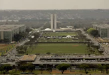 Contas públicas têm superávit de R$ 6,7 bilhões em abril