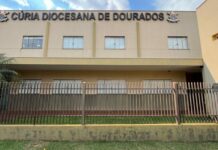 Prefeitura e Diocese tratam da regularização de áreas de uma série de igrejas de Dourados
