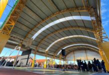 Prefeitura entrega cobertura da quadra na EM Agustinho na Aldeia Bororó