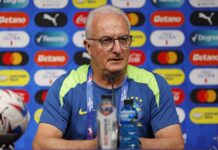 Dorival Júnior anuncia Endrick como titular e analisa clássico contra o Uruguai